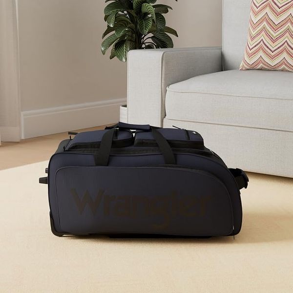 Дорожня сумка на колесах Wrangler 30" Multi-Pocket Rolling Duffel Bag 76.6 л. Оригінал. З США Wrangler 302 фото