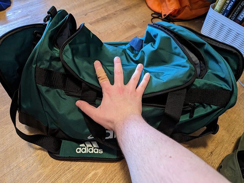 Спортивна сумка Adidas Defender 4 Medium Duffel Bag. Оригінал. З США Defender4  фото