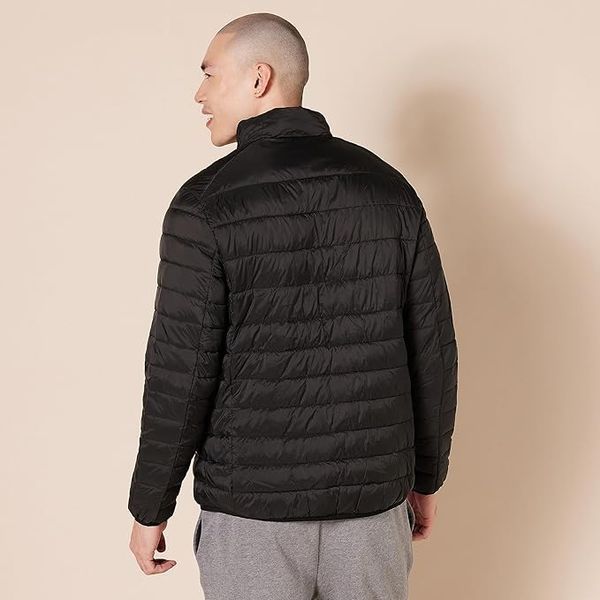 Чоловіча легка&nbsp;куртка Amazon Essentials Packable Jacket. Оригінал. З США Amazon15 фото