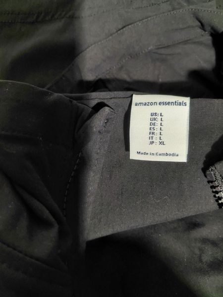 Чоловіча куртка-вітрівка Amazon Essentials Water Repellent. Оригінал. З США амазон 2  фото