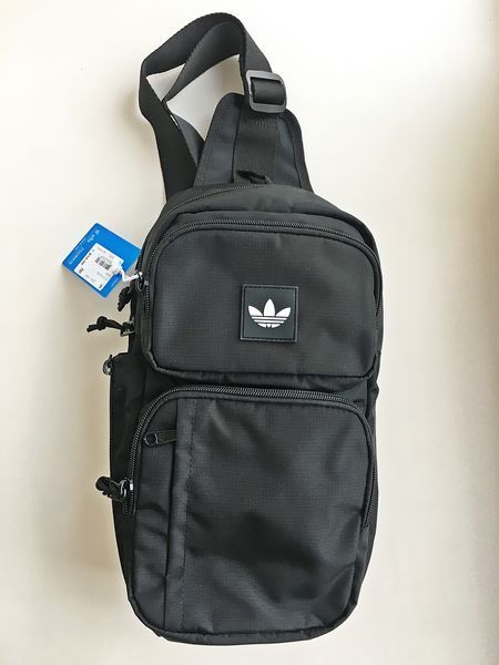 Сумка-слінг Adidas Utility 4 Crossbody Bag. Оригінал. З США ссла фото